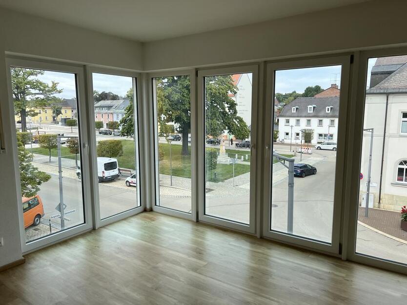 4-Zimmer-Wohnung - Aufzug - Garage mit direkt Zugang zum Gebäude - Baujahr 2016 - Balkon