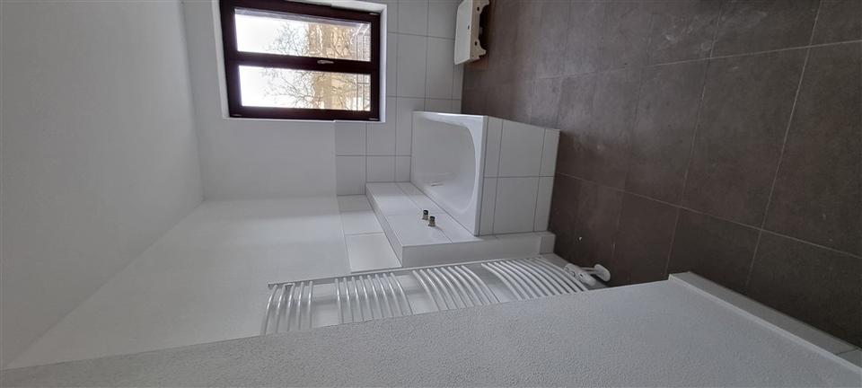 Etagenwohnung Neustrelitz - 4 Zimmer, 110 m&sup2;, 1.098&euro; | Angebot:23225600