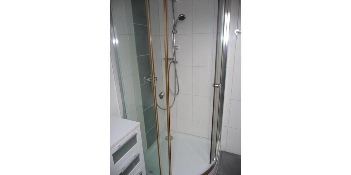 Dachgeschoßwohnung Buchdorf - 2 Zimmer, 50 m&sup2;, 500&euro; | Angebot:24610277