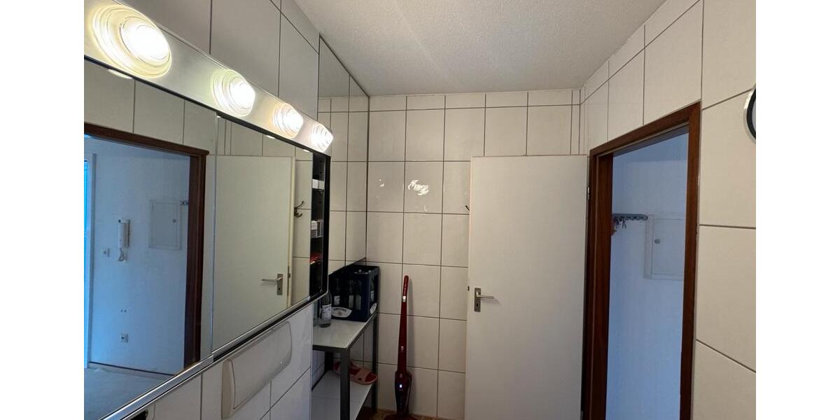 Etagenwohnung Duisburg Hamborn - 1 Zimmer, 45 m&sup2;, 680&euro; | Angebot:24951288