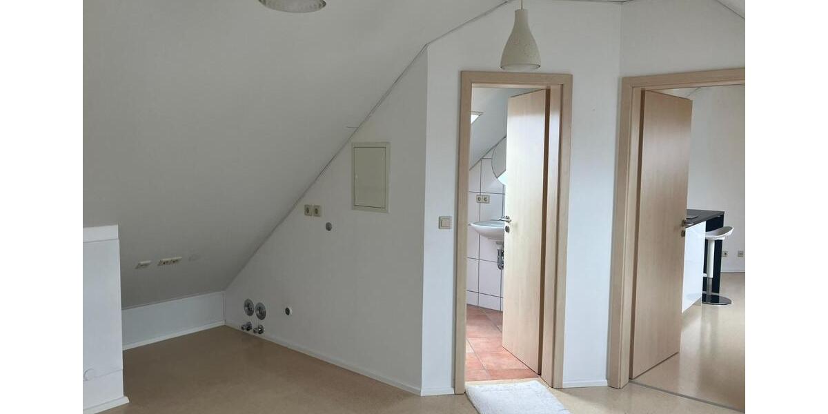 Dachgeschoßwohnung Nattheim - 2 Zimmer, 65 m&sup2;, 570&euro; | Angebot:24840637