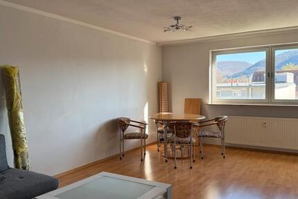 Wohnung Pfullingen - 3 Zimmer, 80 m&sup2;, 897&euro; | Angebot:26547370