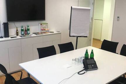Modern ausgestattete Schreibtischplätze mitten in Frankfurt - All-in-Miete