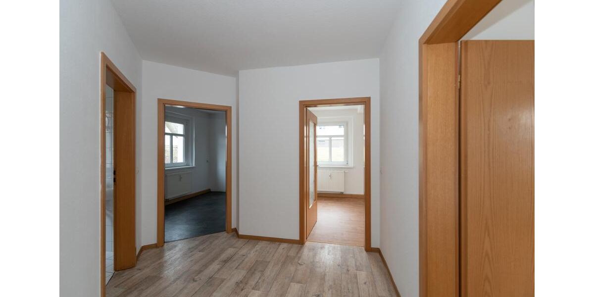 Erdgeschoßwohnung Werdau - 2 Zimmer, 57 m&sup2;, 343&euro; | Angebot:26006930