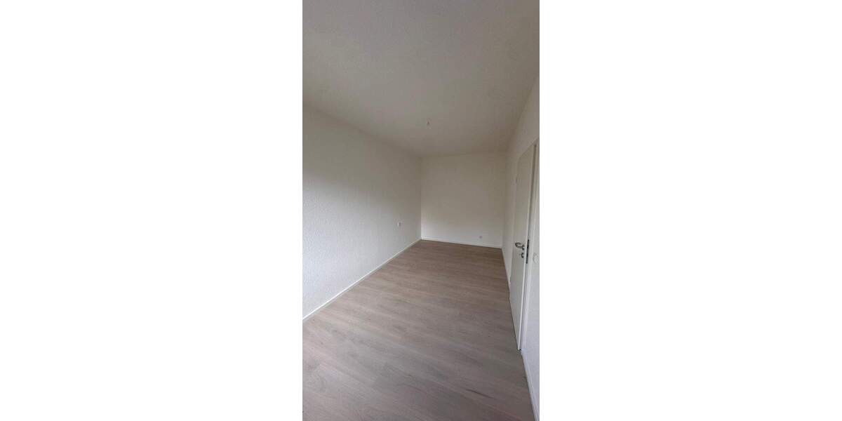 Etagenwohnung Mönchengladbach Giesenkirchen - 4 Zimmer, 88 m&sup2;, 1.000&euro; | Angebot:24826638