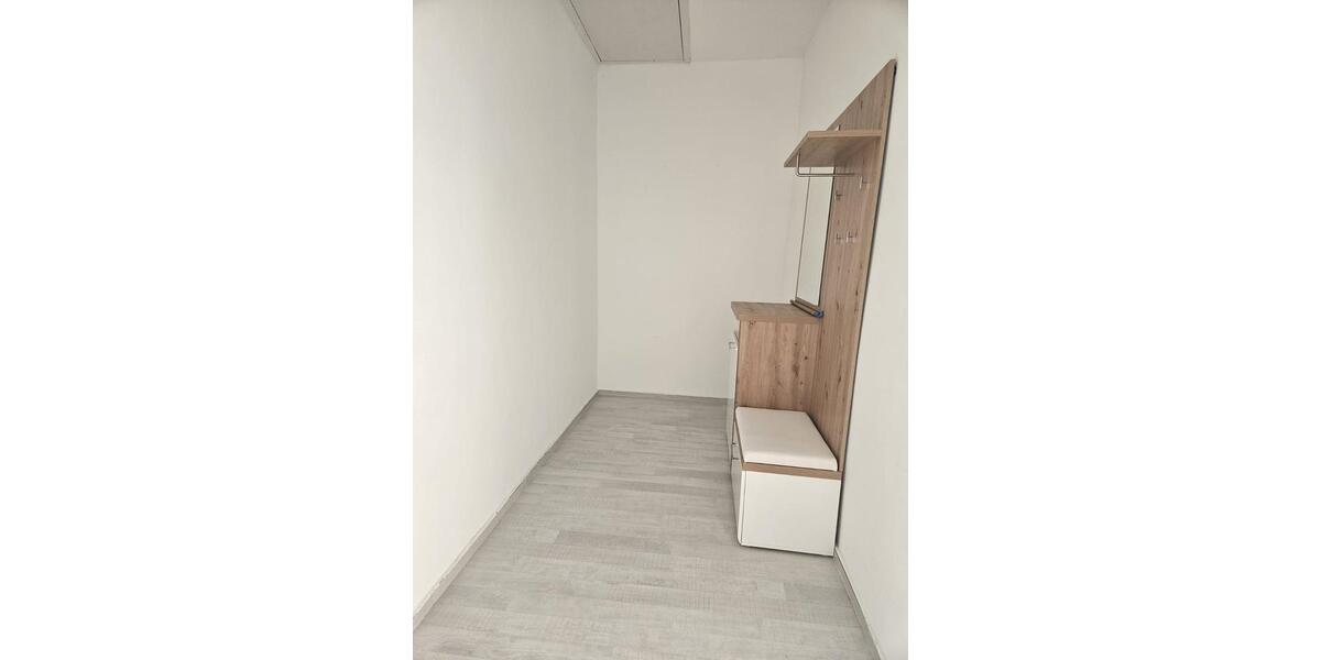 Etagenwohnung Diesdorf - 3.5 Zimmer, 97 m&sup2;, 420&euro; | Angebot:25843384