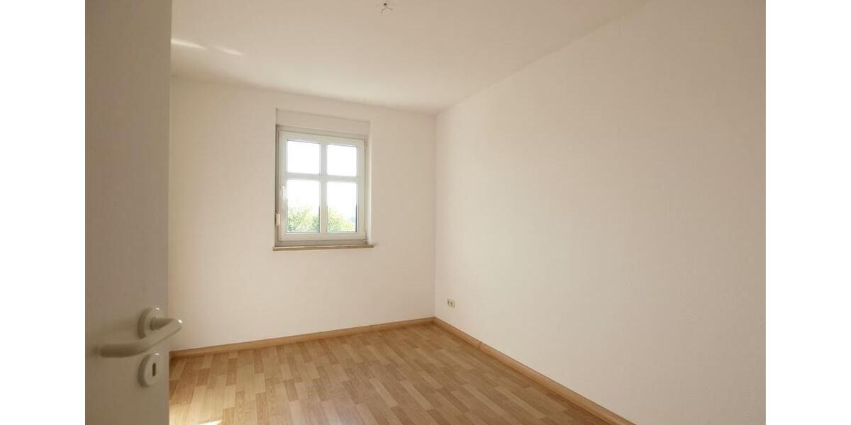 Etagenwohnung Frankenberg (Sachsen) - 4 Zimmer, 86 m&sup2;, 567&euro; | Angebot:26560820