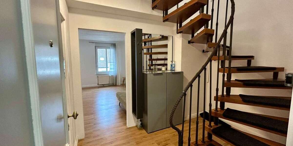 Etagenwohnung Offenbach am Main Zentrum - 3 Zimmer, 74 m&sup2;, 1.000&euro; | Angebot:27024176