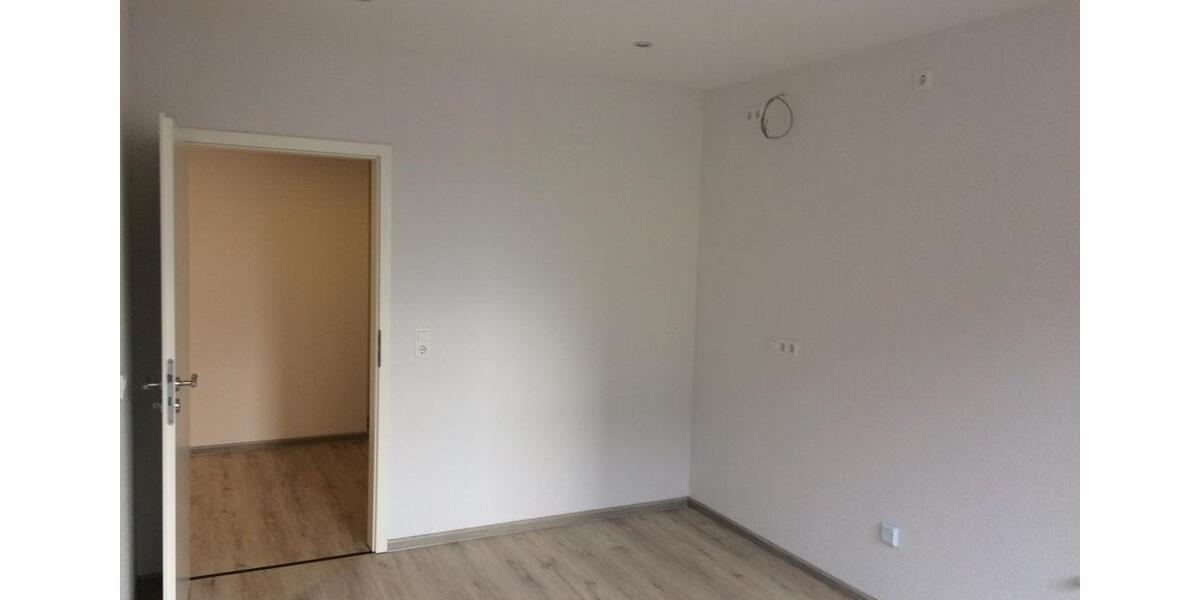 Erdgeschoßwohnung Sankt Ingbert - 2 Zimmer, 80 m&sup2;, 650&euro; | Angebot:26351501
