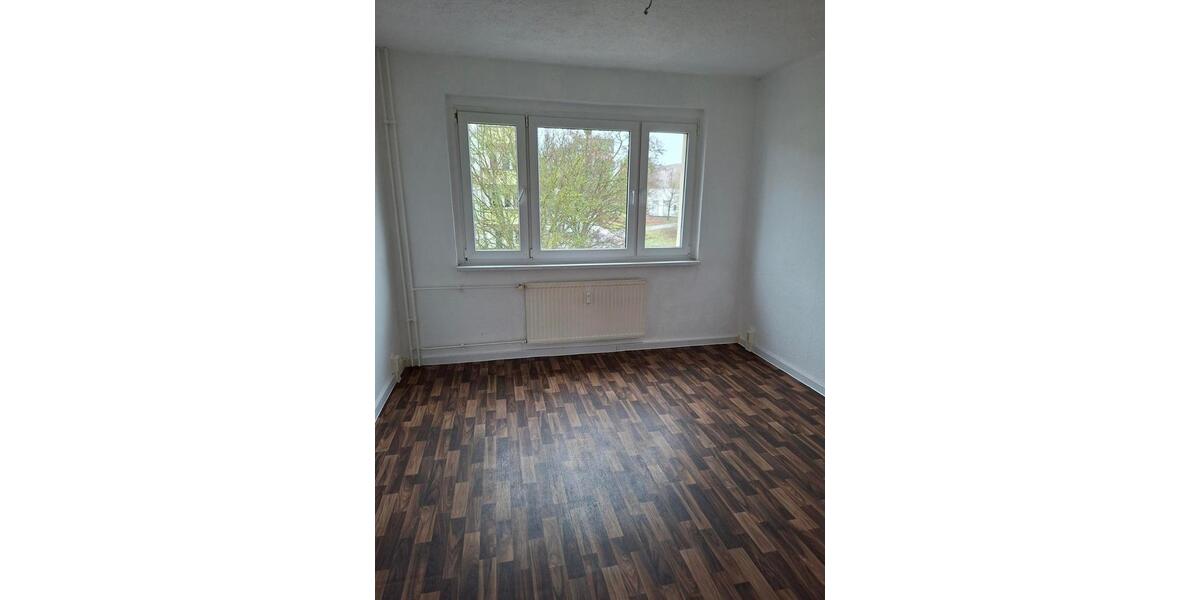 Etagenwohnung Sondershausen - 4 Zimmer, 73 m&sup2;, 490&euro; | Angebot:25263363