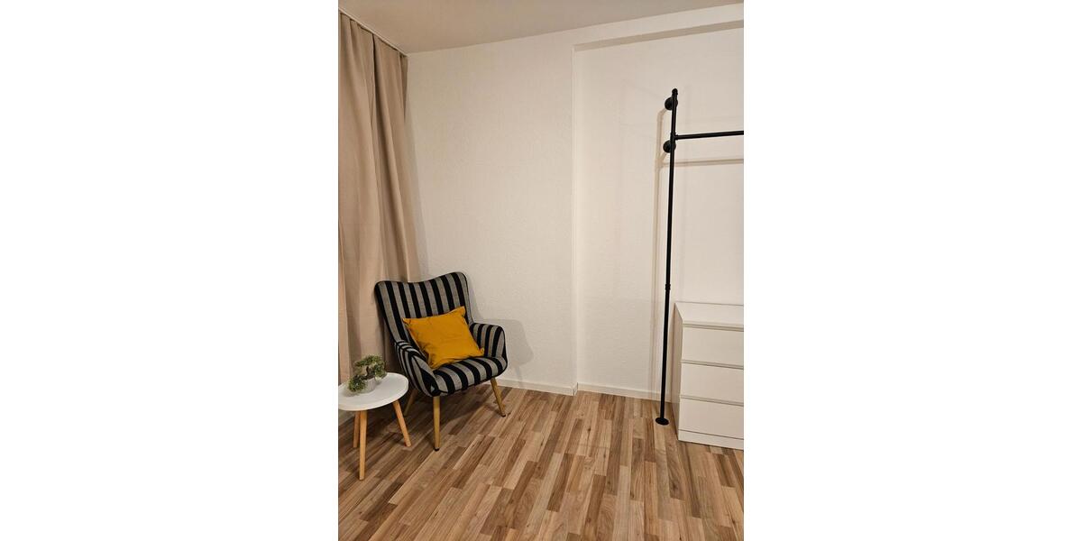 Wohnen auf Zeit Ludwigshafen am Rhein - 20 Zimmer, 100 m&sup2;, 590&euro; | Angebot:26674162