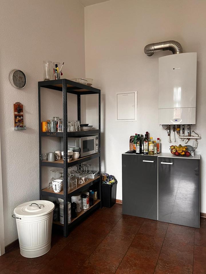 Möbliertes Zimmer in 3er WG - Flingern Süd zimmer