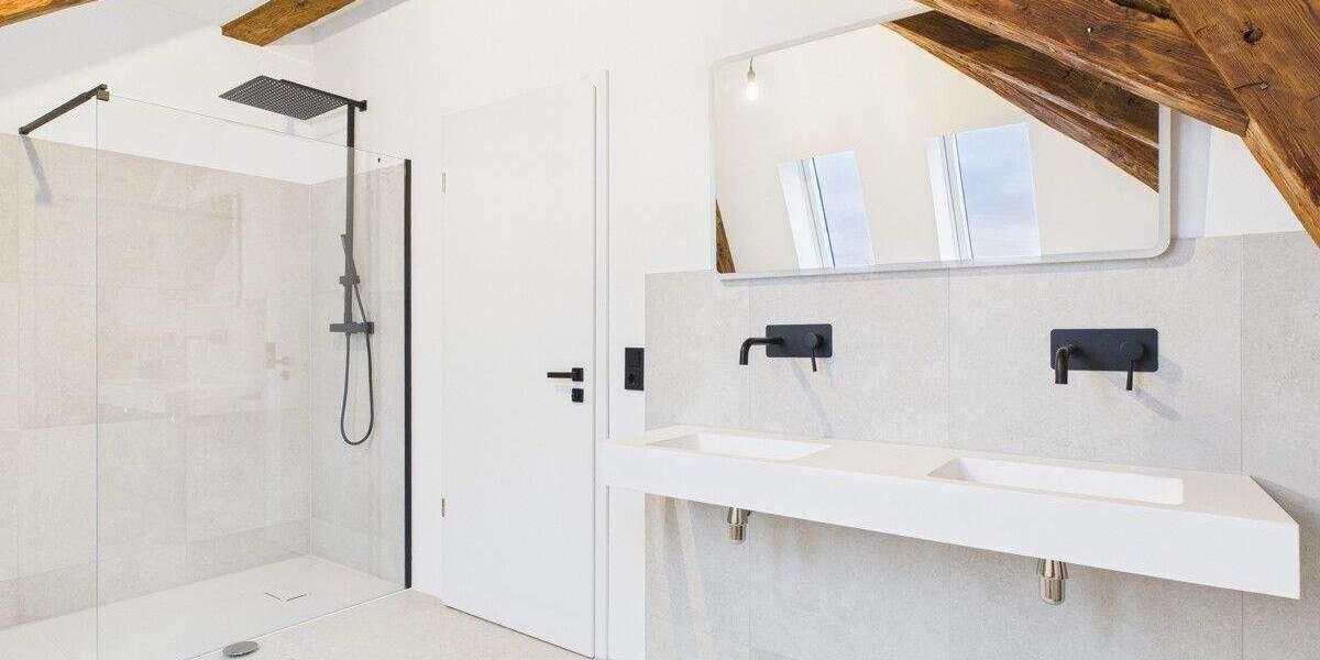 Einfamilienhaus Veitshöchheim - 7 Zimmer, 178 m&sup2;, 2.250&euro; | Angebot:24423420