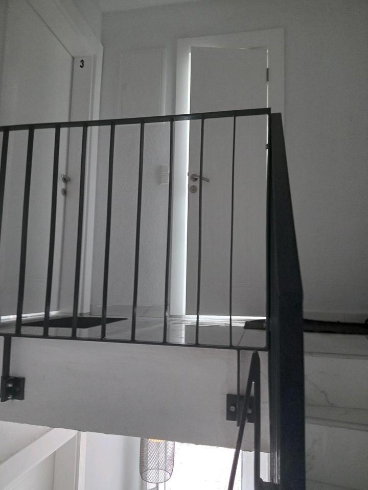 1 Zimmer mit nadmitbenutzung in 4er WG