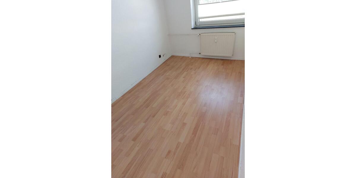 Etagenwohnung Danndorf - 4 Zimmer, 92 m&sup2;, 600&euro; | Angebot:26482102