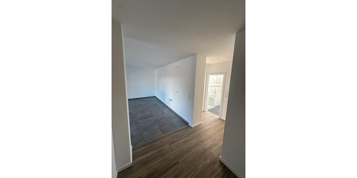 Etagenwohnung Magdeburg Alt Olvenstedt - 3 Zimmer, 90 m&sup2;, 1.000&euro; | Angebot:26463262