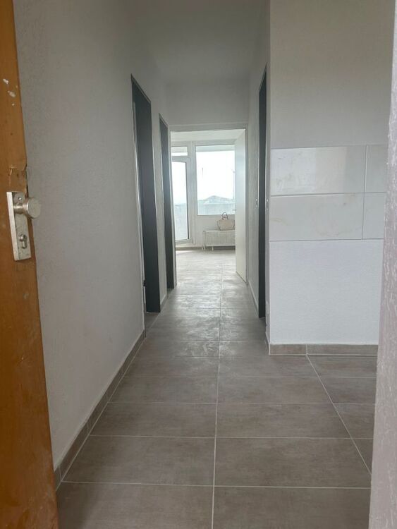 TOP sanierte 2,5 Zimmer Wohnung mit Balkon