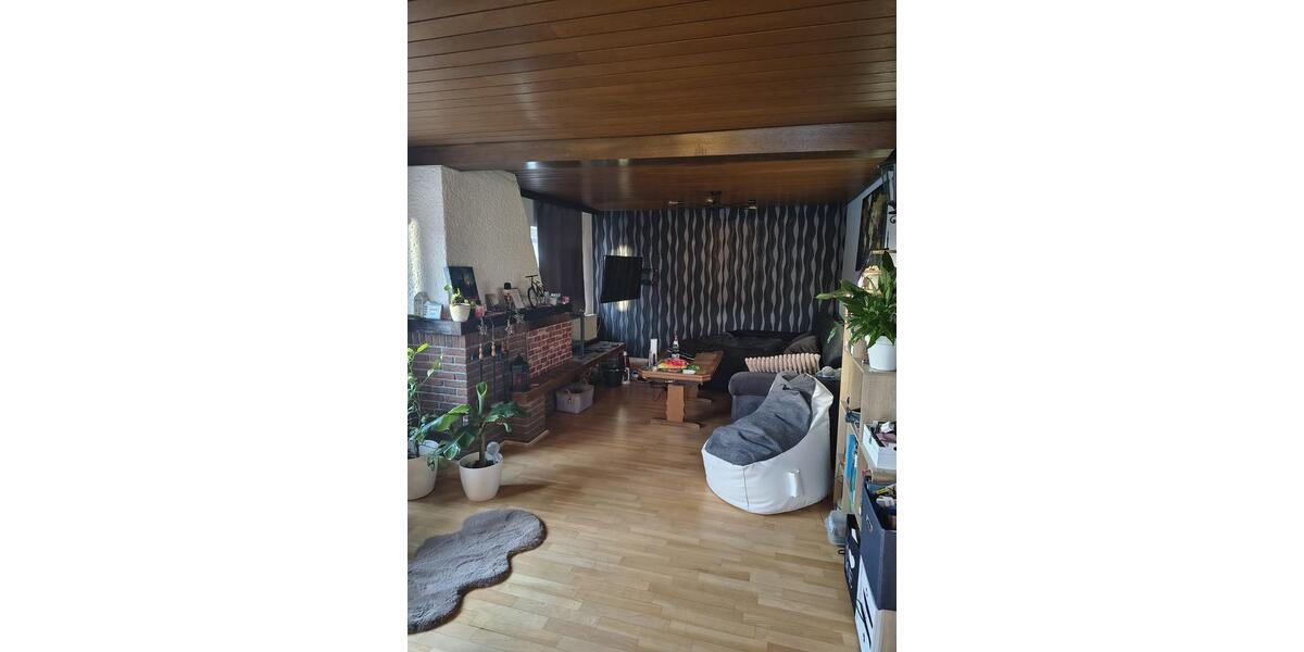 Dachgeschoßwohnung Schlitz - 5 Zimmer, 158 m&sup2;, 650&euro; | Angebot:24372326