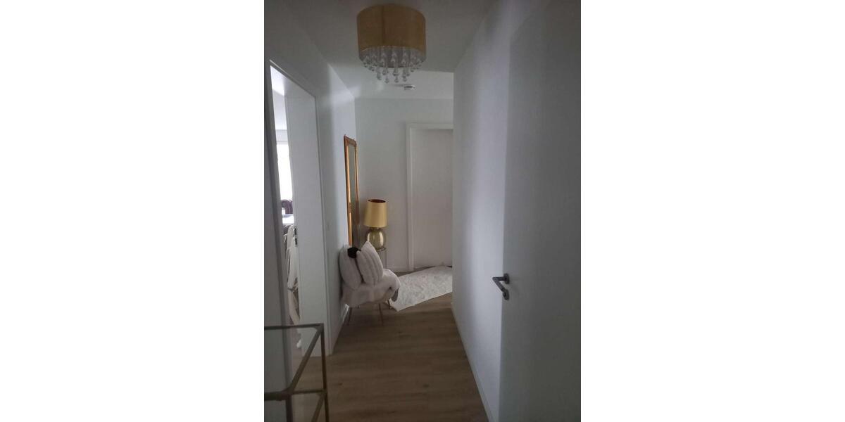 Etagenwohnung Oldenburg Drielaker-Moor - 4 Zimmer, 126 m&sup2;, 1.350&euro; | Angebot:23898286