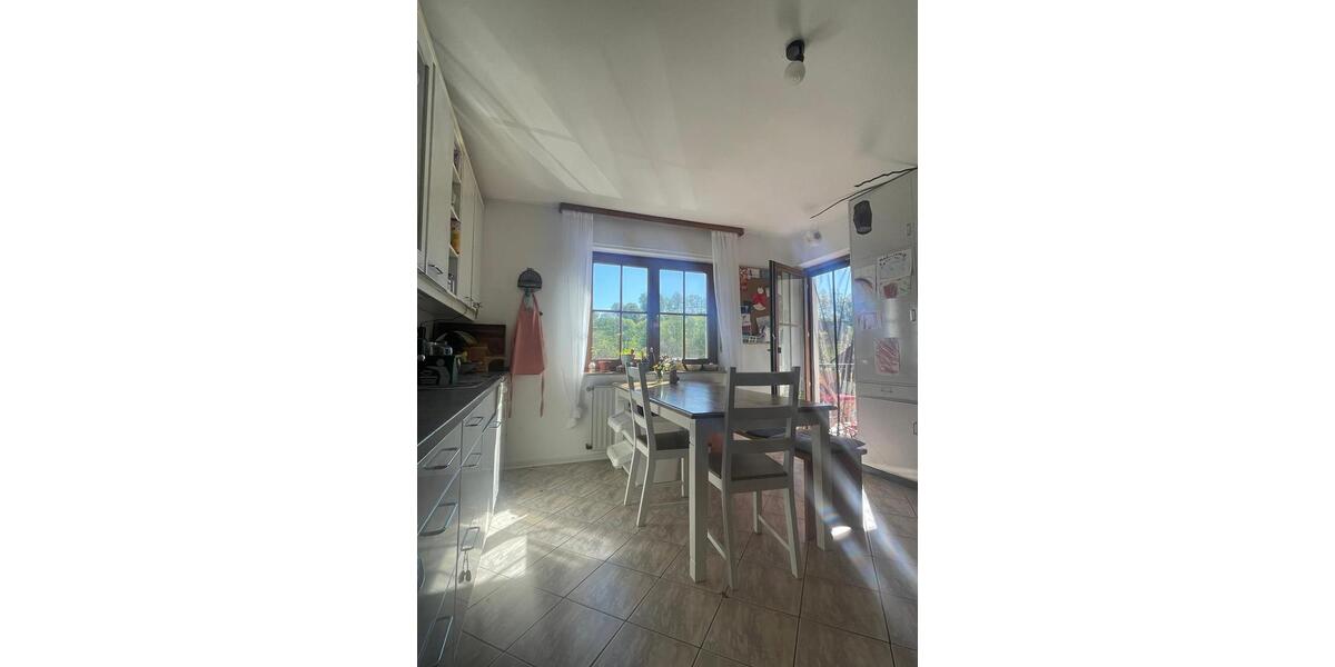 Erdgeschoßwohnung Gersfeld (Rhön) - 5 Zimmer, 123 m&sup2;, 890&euro; | Angebot:26620836