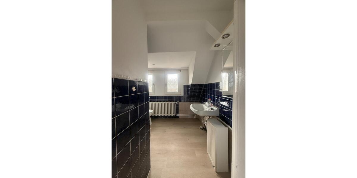 Etagenwohnung Hameln - 5 Zimmer, 95 m&sup2;, 750&euro; | Angebot:26580614