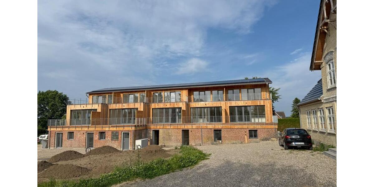 Etagenwohnung Kappeln - 3 Zimmer, 148 m&sup2;, 1.680&euro; | Angebot:24176668