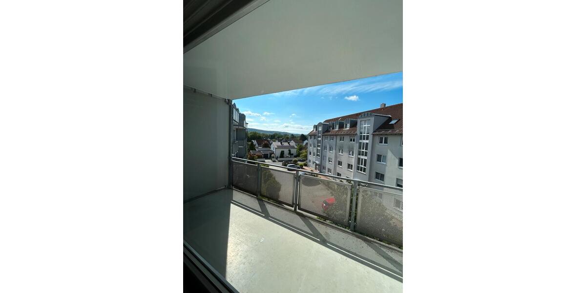 Etagenwohnung Weiden in der Oberpfalz - 2 Zimmer, 67 m&sup2;, 670&euro; | Angebot:26560531