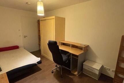 Wohnung Gilching - 4 Zimmer, 105 m&sup2;, 600&euro; | Angebot:25050029