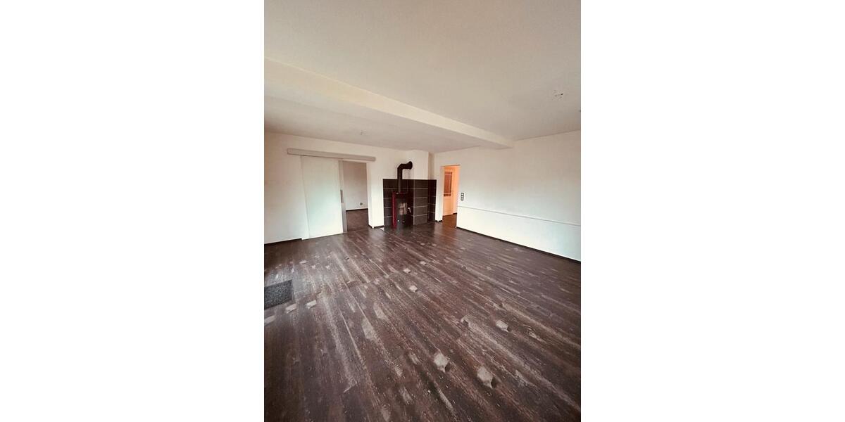 Etagenwohnung Lohr am Main - 2 Zimmer, 82 m&sup2;, 600&euro; | Angebot:25637804