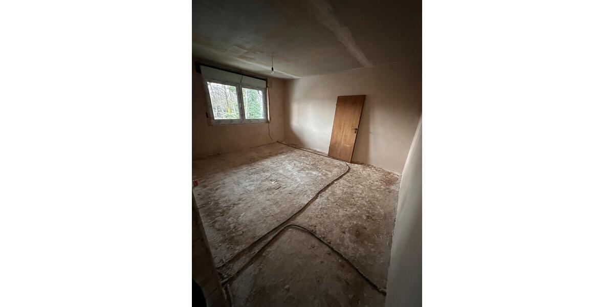 Etagenwohnung Gütersloh - 2 Zimmer, 82 m&sup2;, 950&euro; | Angebot:25205257