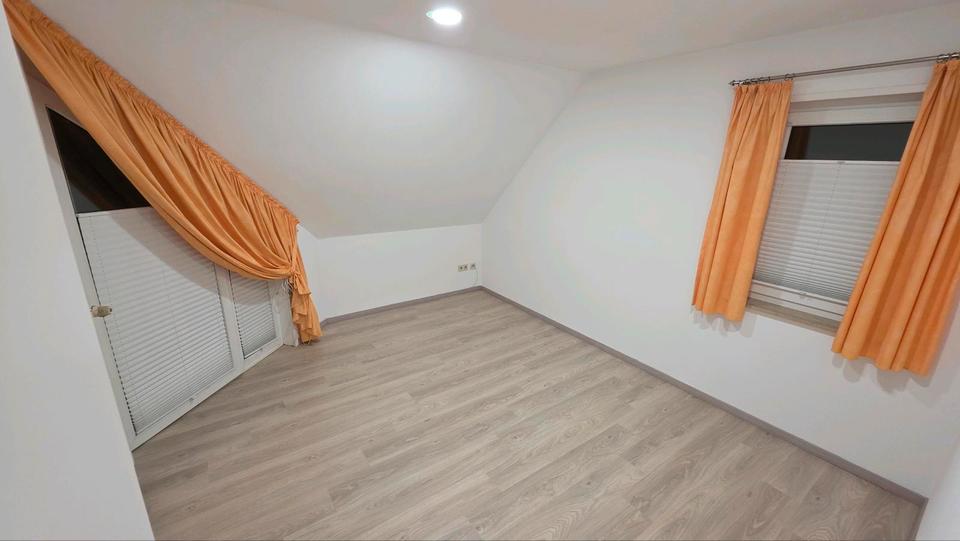 Reihenhaus Nordhorn Bakelde - 6 Zimmer, 125 m&sup2;, 1.250&euro; | Angebot:24507089