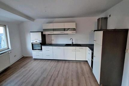 Wohnung Augustusburg - 4 Zimmer, 96 m&sup2;, 850&euro; | Angebot:25383058