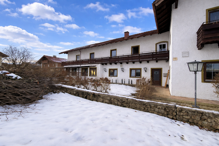 Wohnung Ainring - 3 Zimmer, 127 m&sup2;, 1.000&euro; | Angebot:26185221