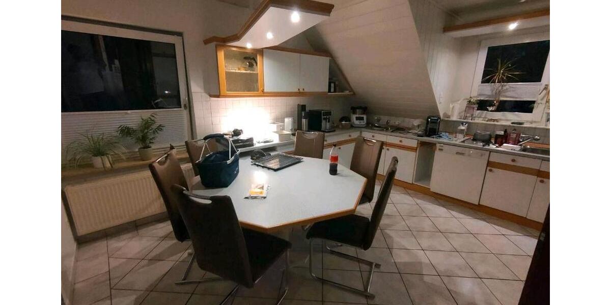 Etagenwohnung Saterland - 5 Zimmer, 122 m&sup2;, 900&euro; | Angebot:25959111