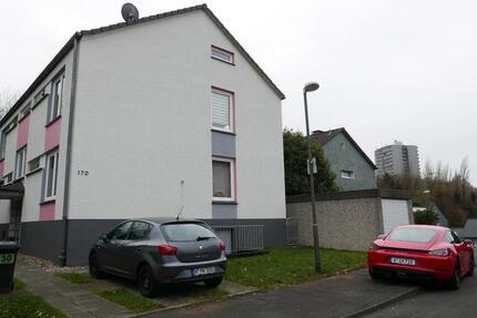 2 Zimmer, Küche, Bad + Mansarde, 76qm, Wpt-Vohw, Schlüssel, 560€ 2 zimmer