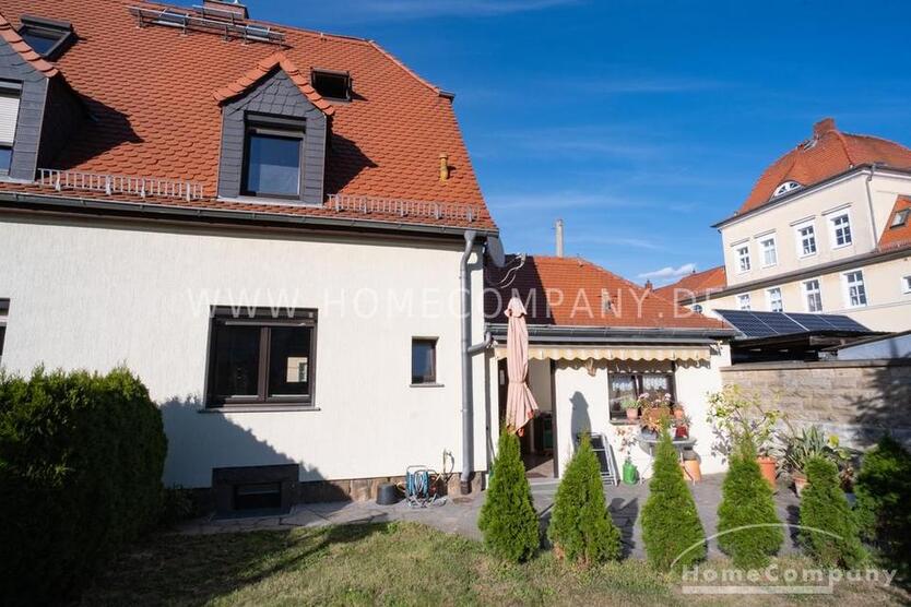 MöbliertFurnished Reihenhaushaus mit Grundstück in Dresden-Niedersedlitz max. 3 Personen
