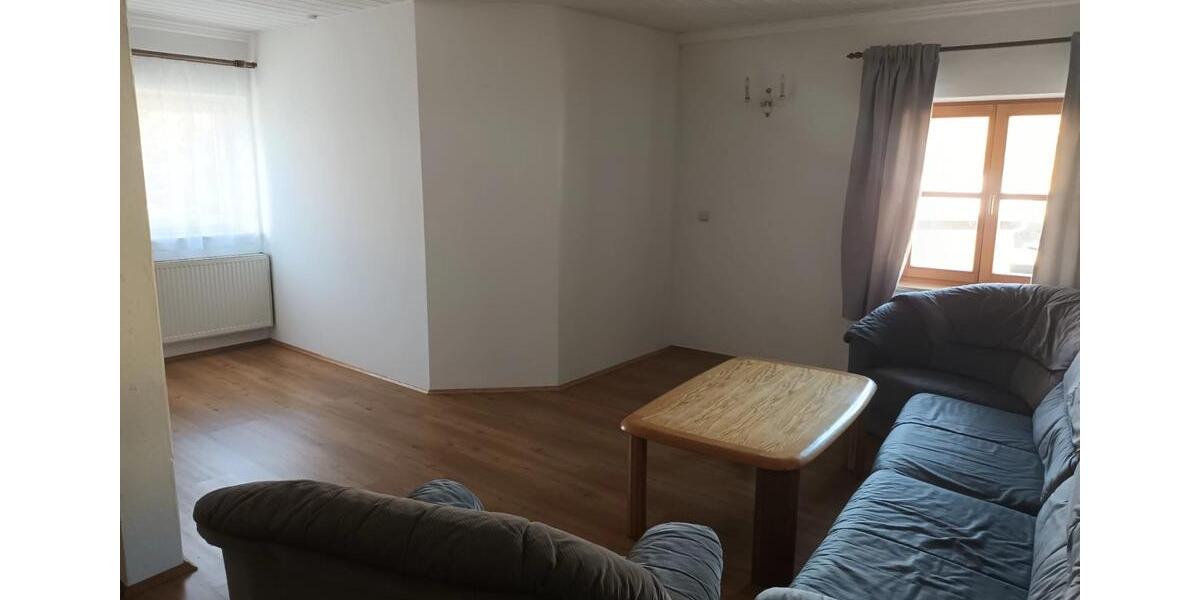 Etagenwohnung Polling - 4 Zimmer, 100 m&sup2;, 800&euro; | Angebot:24689192