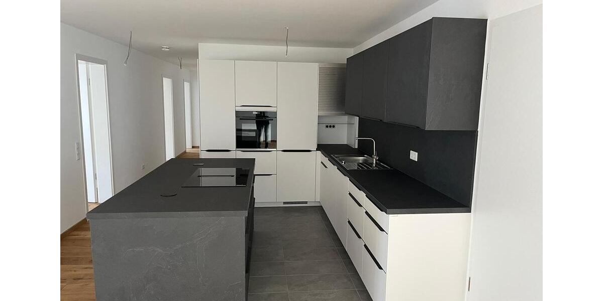 Etagenwohnung Marktredwitz - 4 Zimmer, 124 m&sup2;, 1.300&euro; | Angebot:24839709
