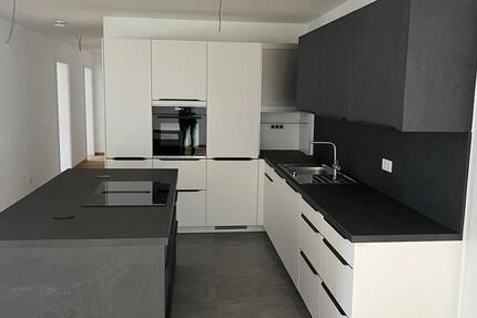 Wohnung Marktredwitz - 4 Zimmer, 124 m&sup2;, 1.300&euro; | Angebot:24839709