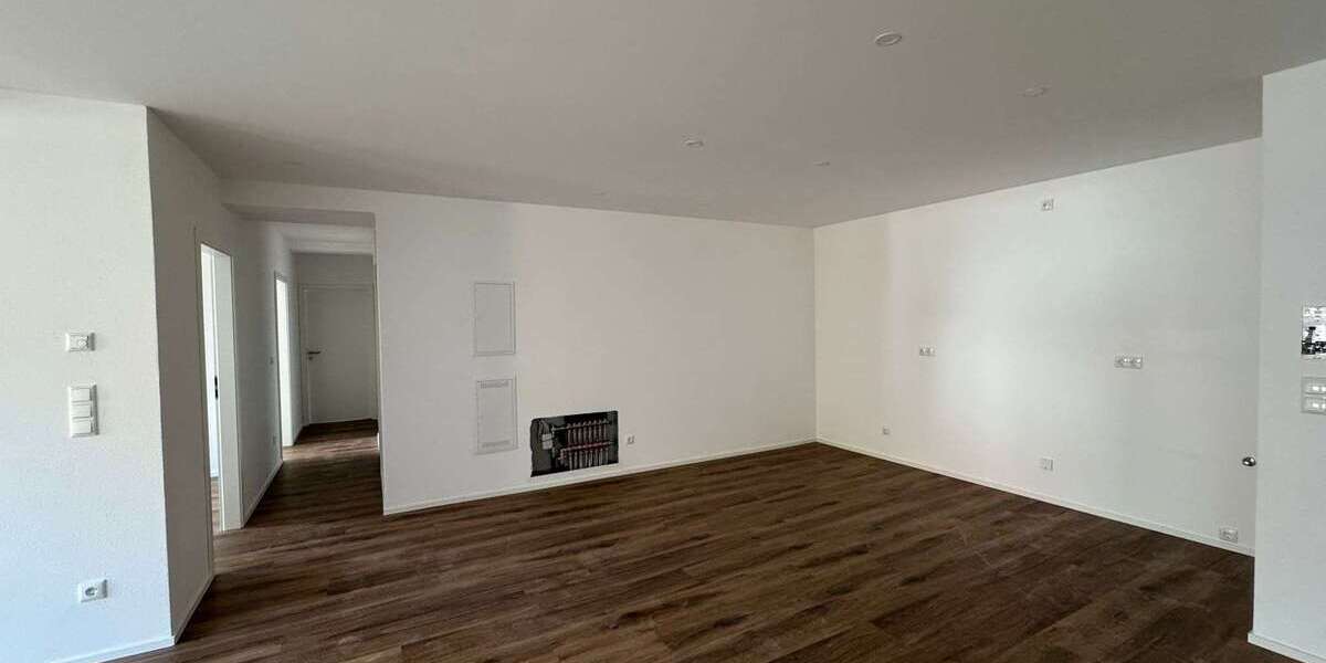 Wohnung zum Mieten in Tuttlingen 1.280 € 100 m² 4 zimmer