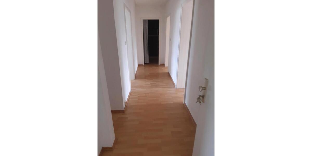 Etagenwohnung Redwitz an der Rodach - 2 Zimmer, 60 m&sup2;, 680&euro; | Angebot:26070140