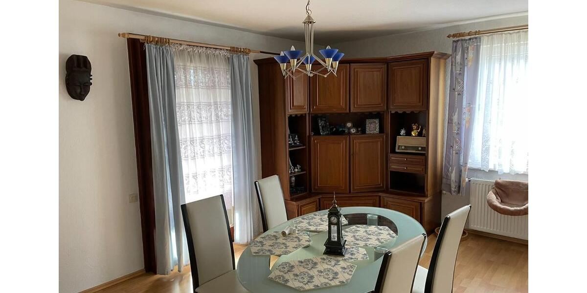 Etagenwohnung Schramberg - 3 Zimmer, 85 m&sup2;, 720&euro; | Angebot:24754701