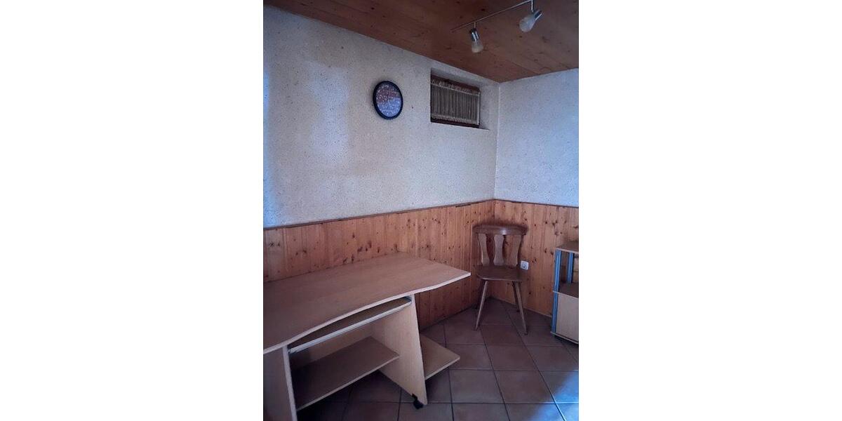 Etagenwohnung Waigolshausen - 3 Zimmer, 80 m&sup2;, 615&euro; | Angebot:26535686