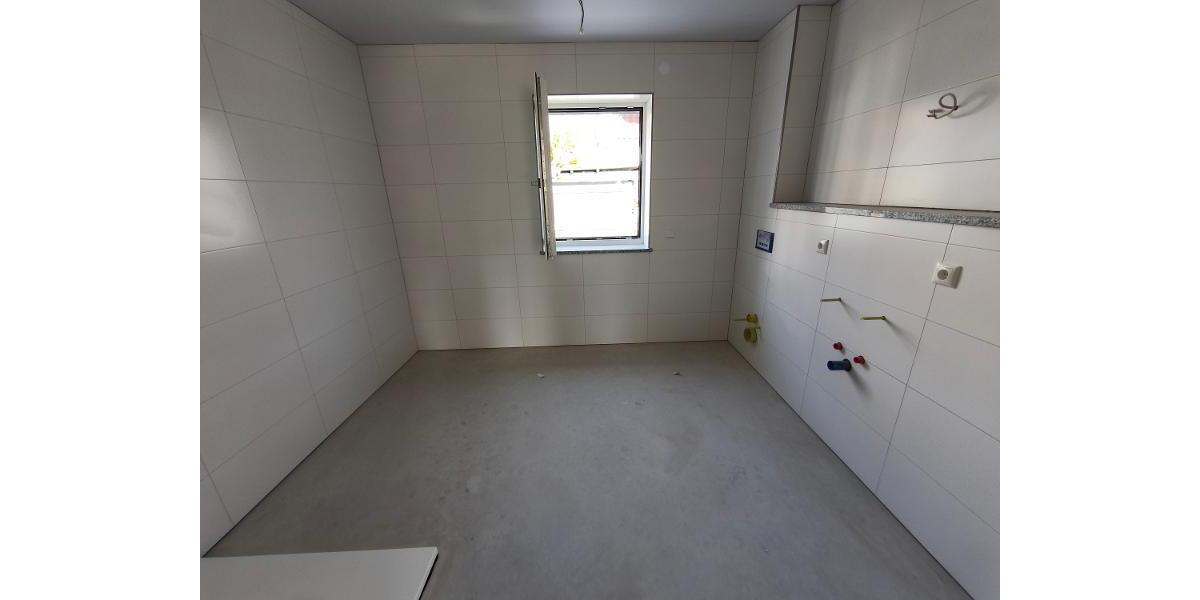 4 Zi. Wohnung (Nr. 7) im OG mit Balkon - Etagenwohnung Adelsdorf OT | Angebot:24466875