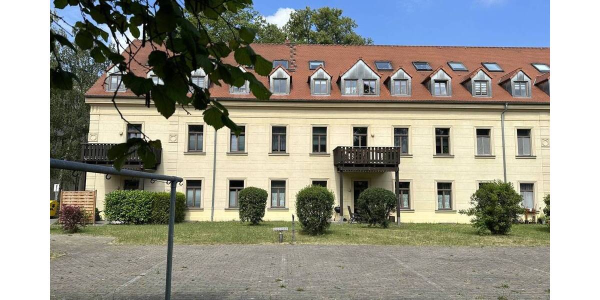 Etagenwohnung Glauchau - 1 Zimmer, 36 m&sup2;, 250&euro; | Angebot:26207412