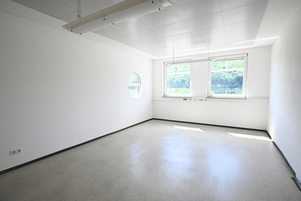 Büro in Gemünden am Main 2.115 € 249 m²