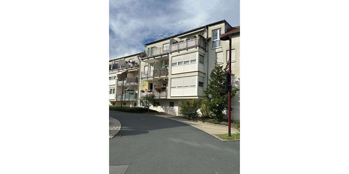 Etagenwohnung Freital - 3 Zimmer, 65 m&sup2;, 520&euro; | Angebot:24901470