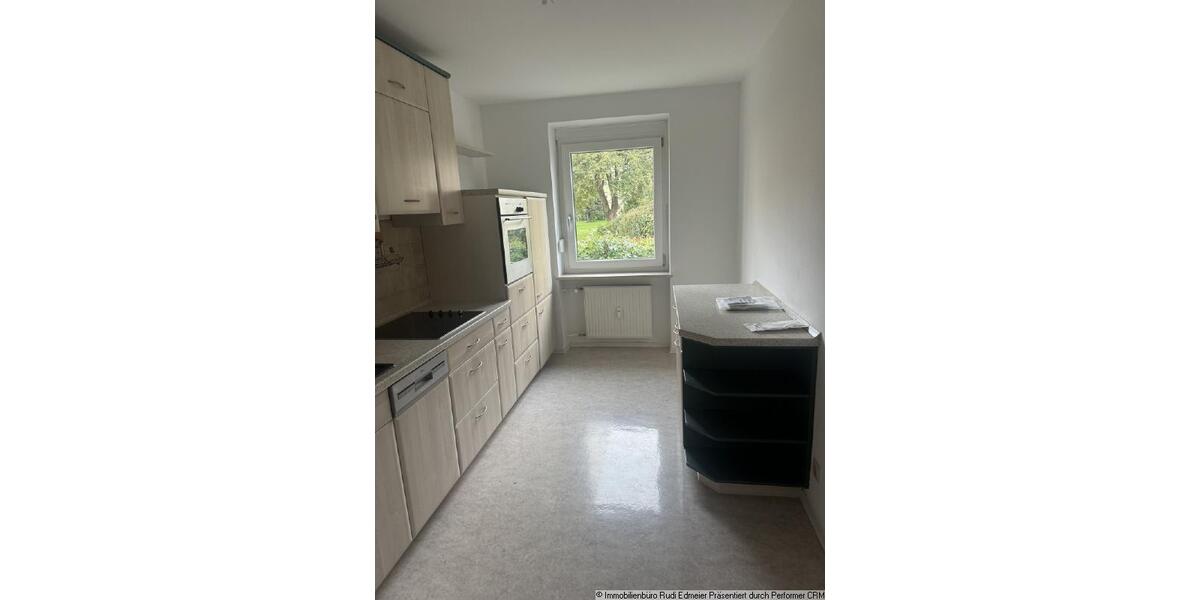 Erdgeschoßwohnung Deggendorf - 3.5 Zimmer, 91 m&sup2;, 790&euro; | Angebot:26548873