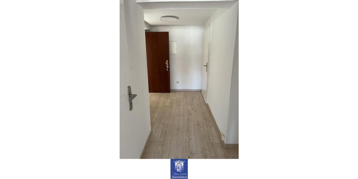 Dachgeschoßwohnung Bautzen - 2 Zimmer, 68 m&sup2;, 408&euro; | Angebot:24984476