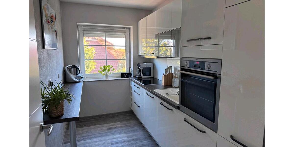 Dachgeschoßwohnung Rühen - 3 Zimmer, 71 m&sup2;, 956&euro; | Angebot:24827576